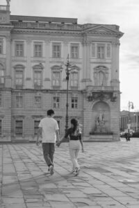 Dorina Bögre Couple Photoshoot and Engagement Photographer