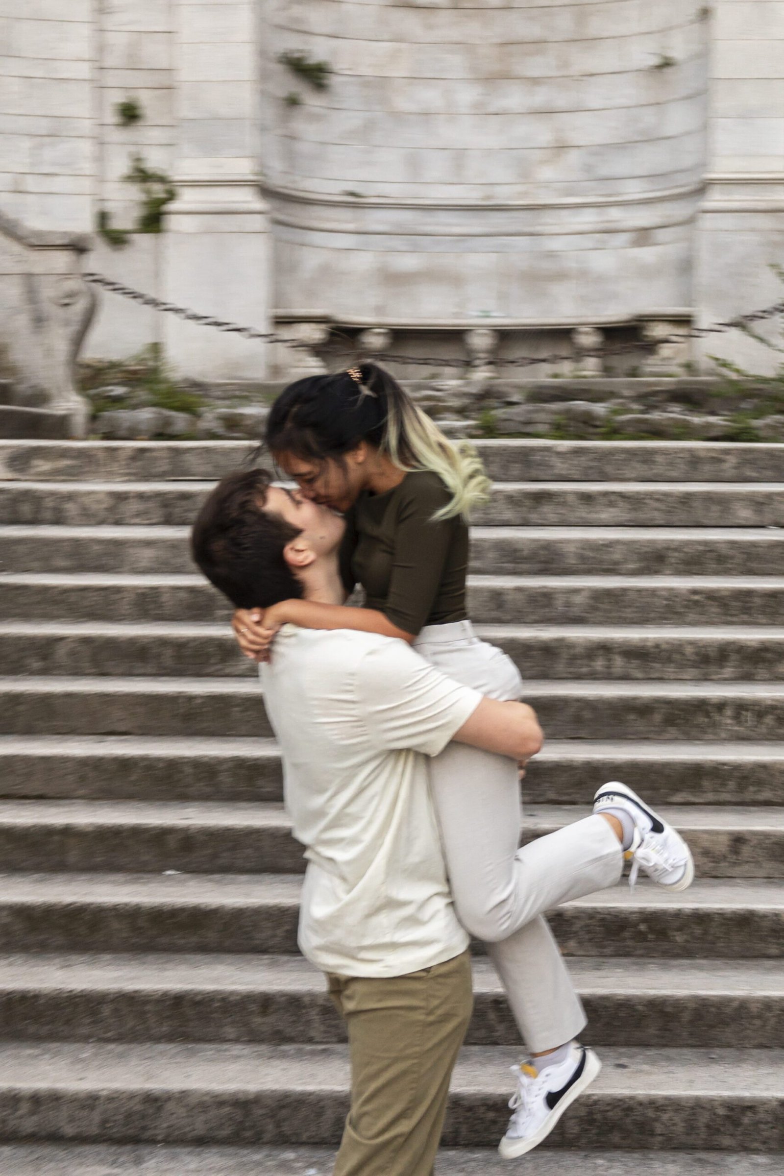 Dorina Bögre Couple Photoshoot and Engagement Photographer