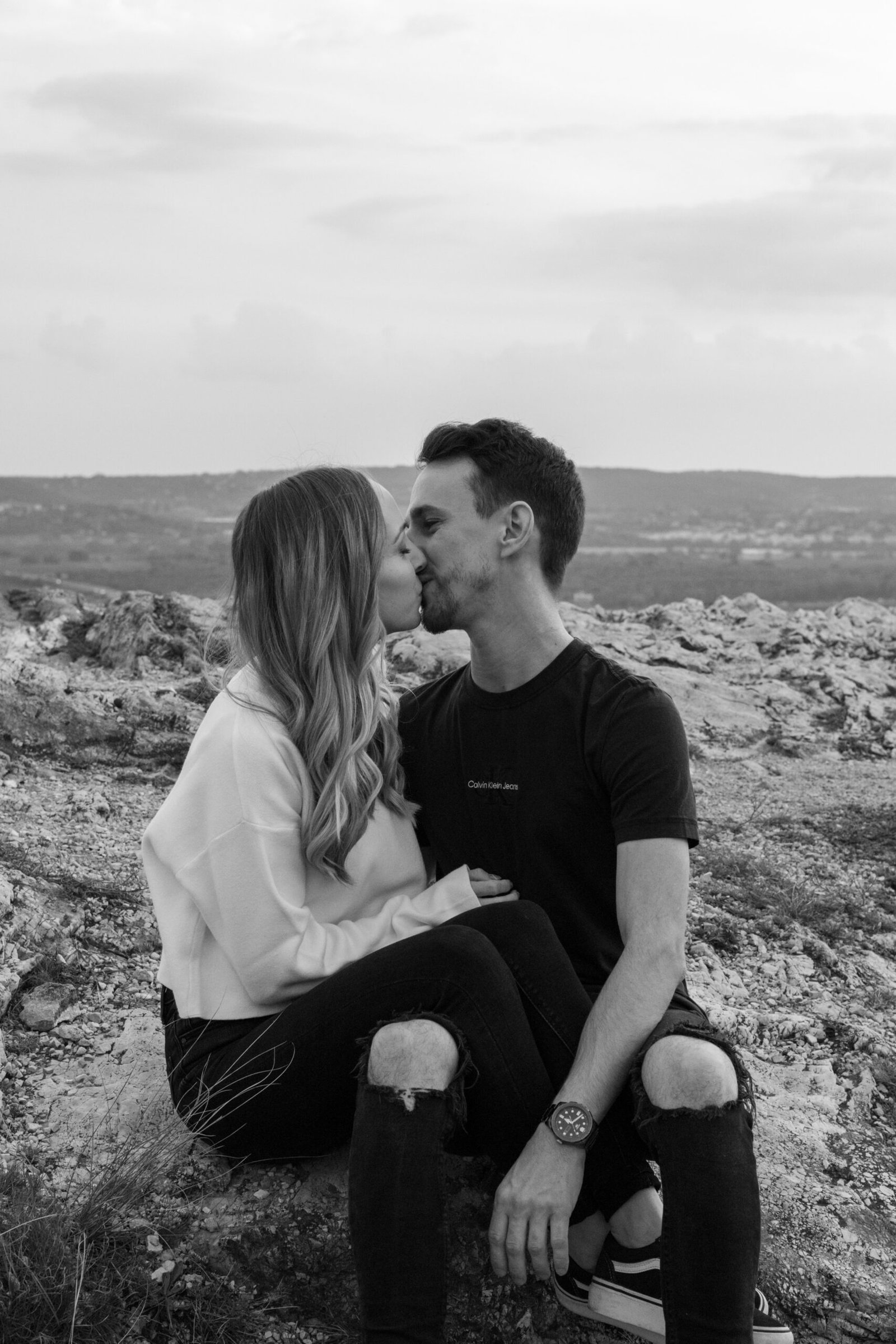 Dorina Bögre Couple Photoshoot and Engagement Photographer