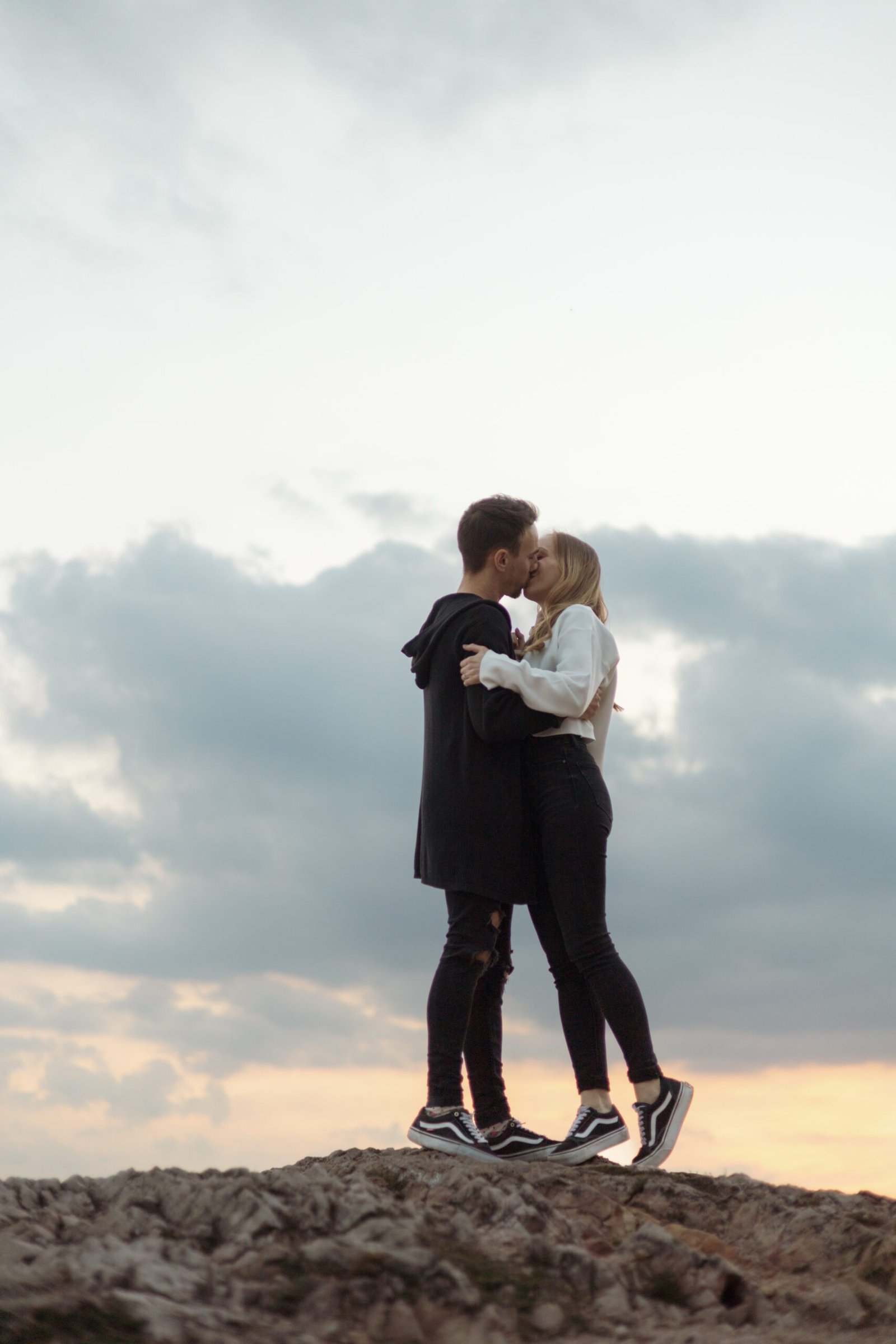 Dorina Bögre Couple Photoshoot and Engagement Photographer